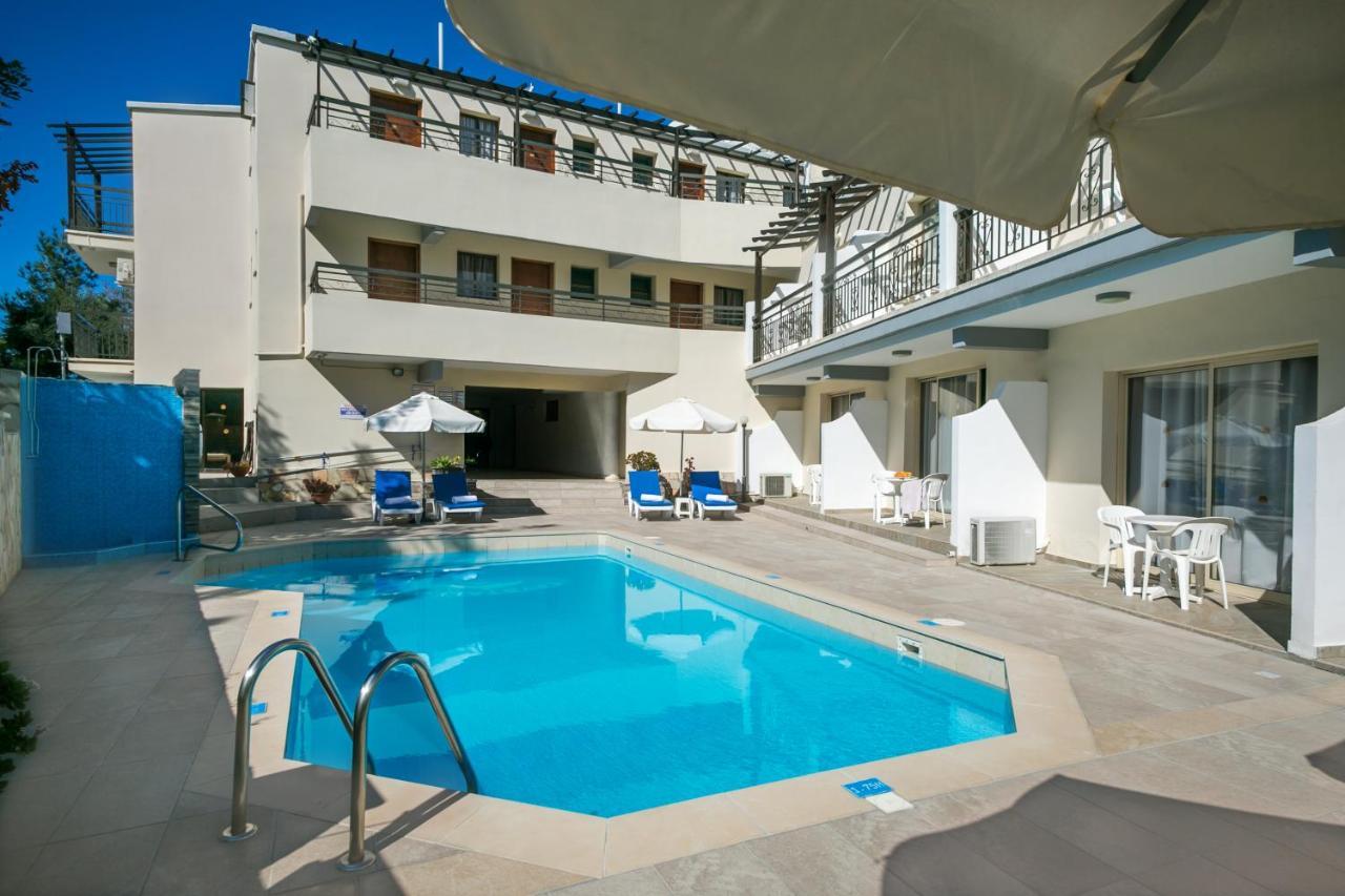 Crystallo Apartments パ フォス エクステリア 写真